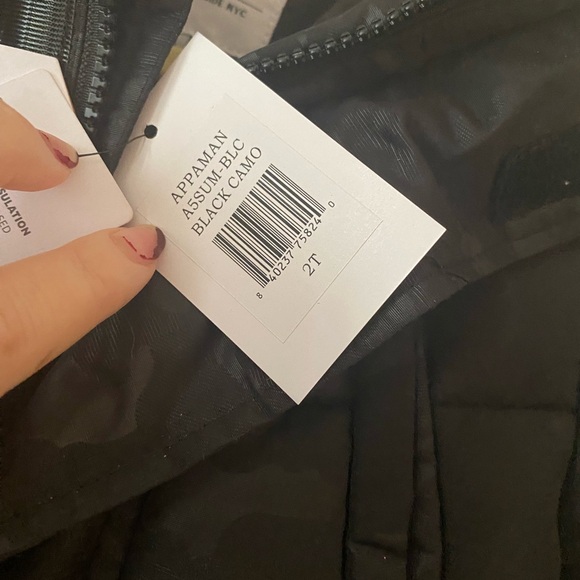 NWT black camo Appaman summit puffer coat in size 2T - Picture 9 of 9